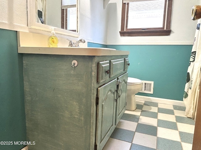 2711 2nd Ave, Toms River, NJ 08753 - full bath with tile patterned floors and vanity