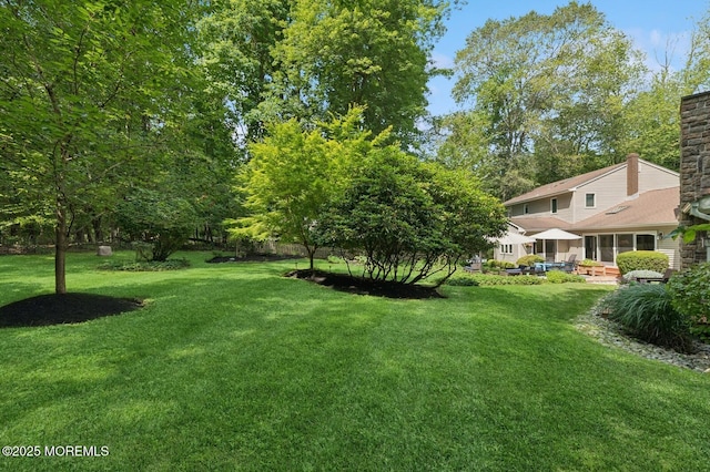 2 Derby Ln, East Brunswick, NJ 08816 - view of grassy yard