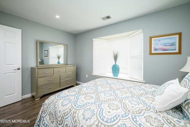 17 Linton Close Close Unit 1000, Freehold, NJ 07728 - bedroom with dark wood-style floors and recessed lighting