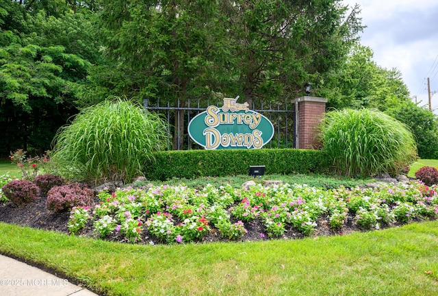 17 Linton Close Close Unit 1000, Freehold, NJ 07728 - view of community / neighborhood sign