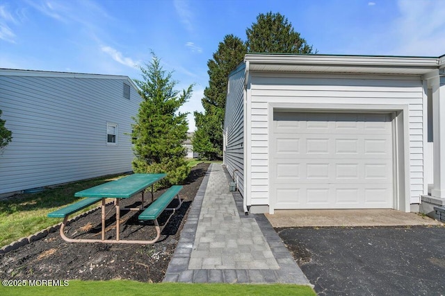 6 Fairfield Rd, Toms River, NJ 08757 - view of garage