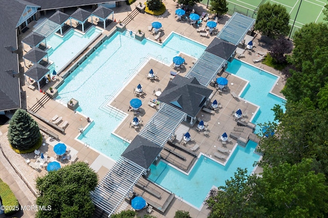 6 Thatcher Ct, Jackson, NJ 08527 - aerial view of a pool area