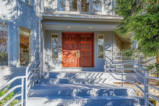 7 Jayhawk Way, Holmdel, NJ 07733 - entrance to property with covered porch
