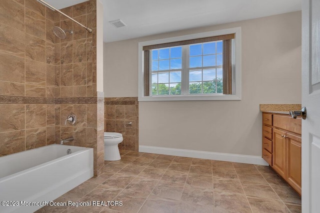 25 Merion Ln, Jackson, NJ 08527 - full bath with vanity and shower / tub combination