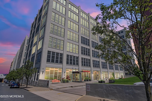 50 Dey St Unit 434, Jersey City, NJ 07306 - view of property at dusk