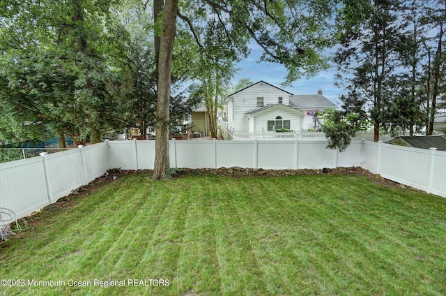 767 Hemlock Rd, Union, NJ 07083 - view of fenced backyard