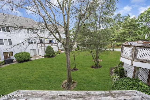 203 Muskflower Ct, Toms River, NJ 08753 - view of green lawn
