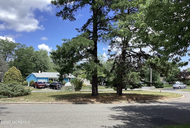 109 Edinburgh Ct, Toms River, NJ 08757 - view of front of house featuring a chimney