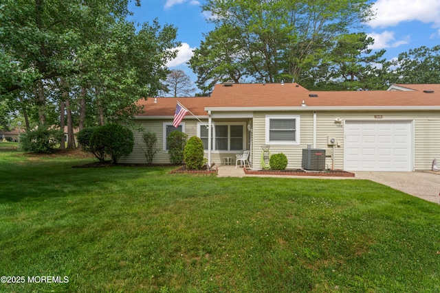 799B Westminster Ct Unit B, Manchester, NJ 08759 - view of front facade featuring a garage, driveway, and a front yard