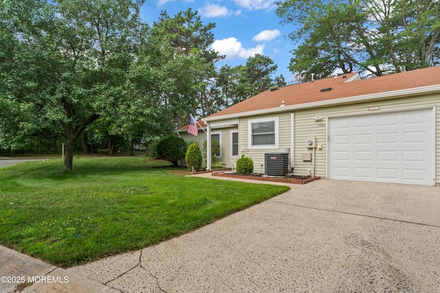 799B Westminster Ct Unit B, Manchester, NJ 08759 - view of front of home featuring driveway, an attached garage, and a front yard