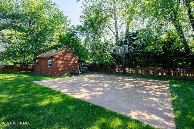 72 Vanderveer Rd, Freehold, NJ 07728 - photo 12