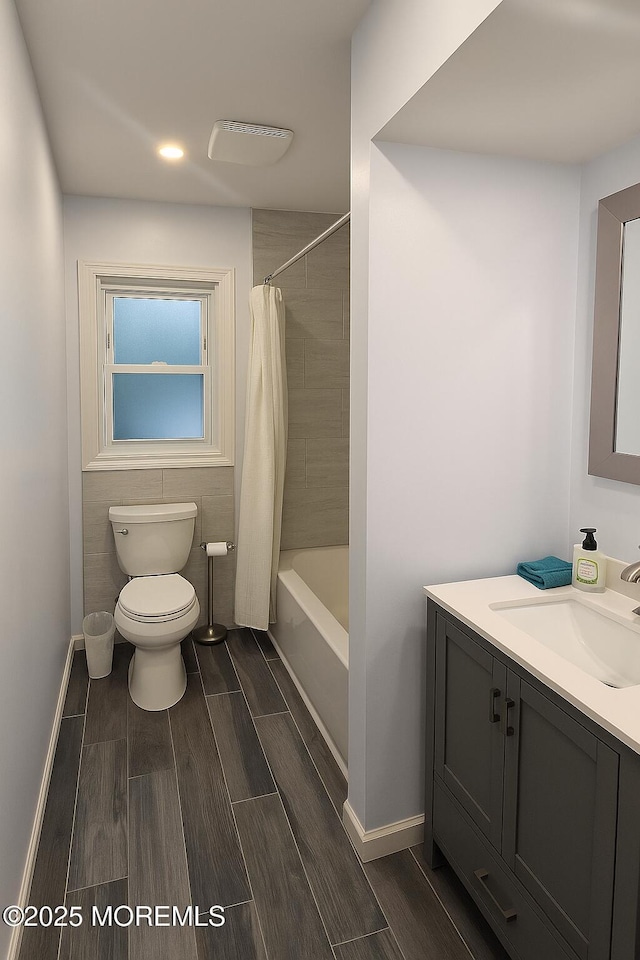 20 Woodridge Ave, Toms River, NJ 08755 - bathroom with vanity, wood finish floors, and shower / bath combo