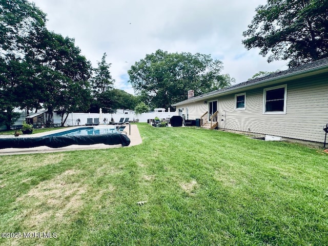 412 Steuben Ave, Forked River, NJ 08731 - fenced backyard featuring entry steps
