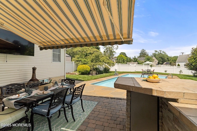 6 Frances Ct, Red Bank, NJ 07701 - fenced backyard featuring outdoor dining space and a patio
