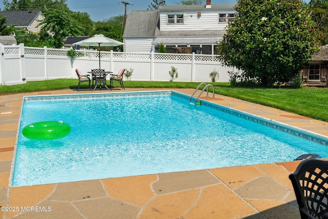 6 Frances Ct, Red Bank, NJ 07701 - view of swimming pool featuring a fenced backyard and a patio