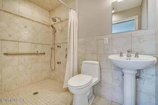 45 Leighton Ln, Manchester, NJ 08759 - bathroom featuring tiled shower and tile walls