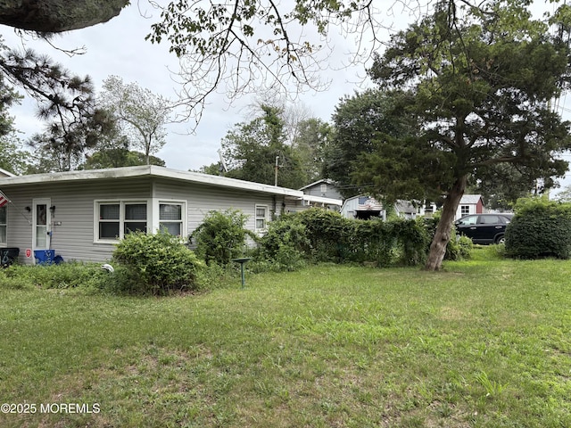 118 Lighthouse Dr, Waretown, NJ 08758 - view of grassy yard