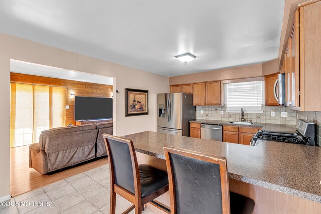 34 E 3rd Ave, Runnemede, NJ 08078