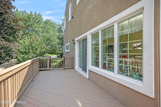 9 Old Cider Mill Rd, Manalapan, NJ 07726 - view of deck