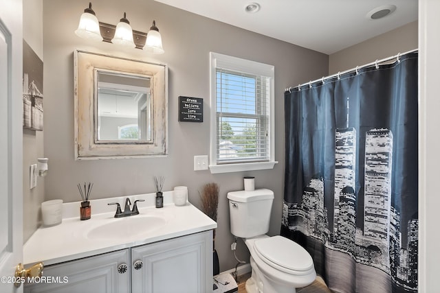 1020 Sarasota Dr, Forked River, NJ 08731 - bathroom with vanity and a shower with shower curtain