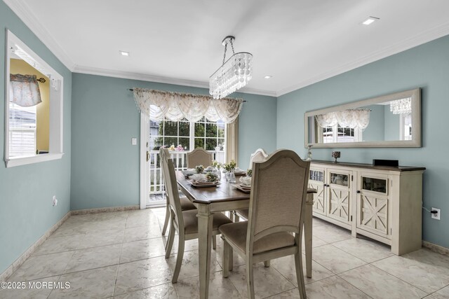 64 Scarlet Dr, Parlin, NJ 08859 - dining area featuring crown molding