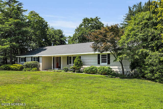147 Montrose Rd, Colts Neck, NJ 07722 - ranch-style house with a front lawn