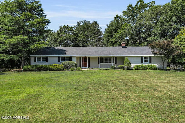 147 Montrose Rd, Colts Neck, NJ 07722 - single story home featuring a front lawn and a chimney