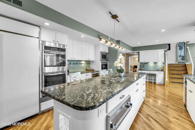 21 Alberta Dr, Marlboro, NJ 07746 - photo 15