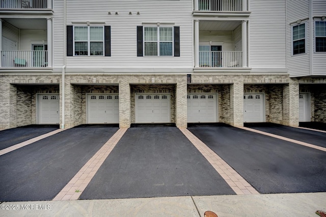 111 Canterbury Ln, Morganville, NJ 07751 - photo 39