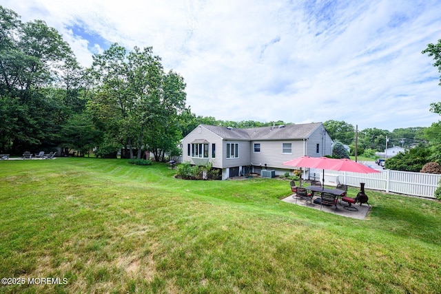 2 Darien Cir, Howell, NJ 07731 - back of property with a patio area