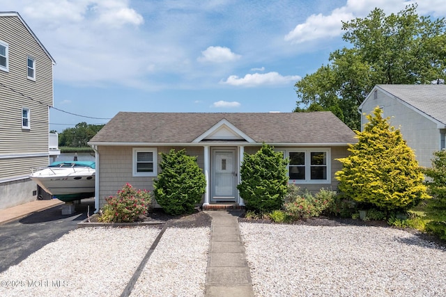 52 Kettle Creek Dr, Brick, NJ 08723 - view of front of property featuring roof with shingles