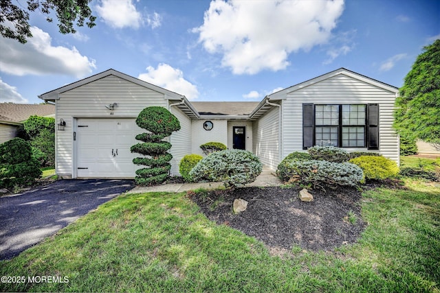 41 Lakeview Dr, Marlboro, NJ 07746 - photo 1