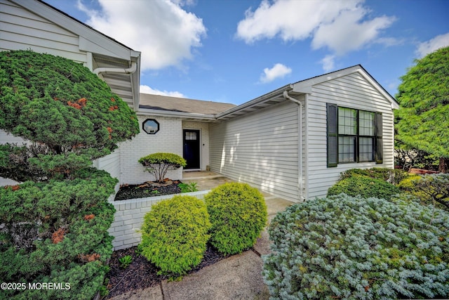 41 Lakeview Dr, Marlboro, NJ 07746 - photo 2