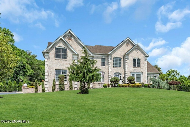 2 Elkridge Way, Manalapan, NJ 07726
