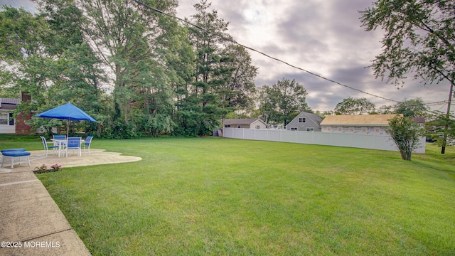 20 Kenwood Ln, Old Bridge, NJ 08857 - view of yard featuring a patio