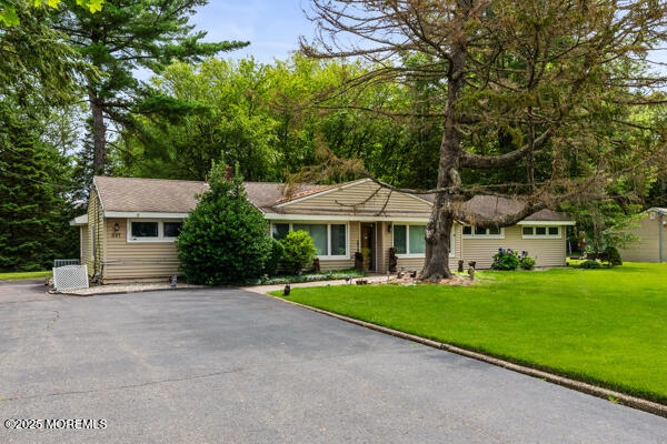 647 Tinton Ave, Tinton Falls, NJ 07724 - photo 2