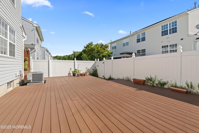 7 Warbler Rd, Marlboro, NJ 07746 - wooden deck with a fenced backyard