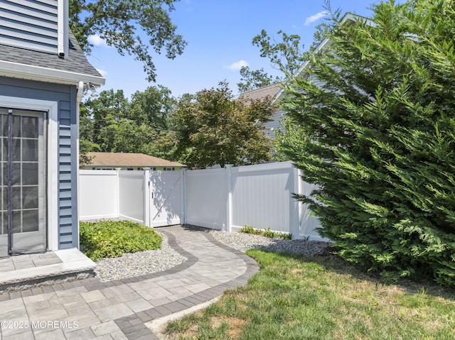 623 Forecastle Ave, Beachwood, NJ 08722 - view of yard