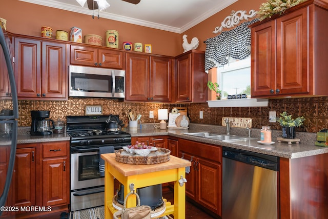 201 Riviera Dr, Toms River, NJ 08753 - kitchen featuring stainless steel appliances, ornamental molding, a ceiling fan, and tasteful backsplash