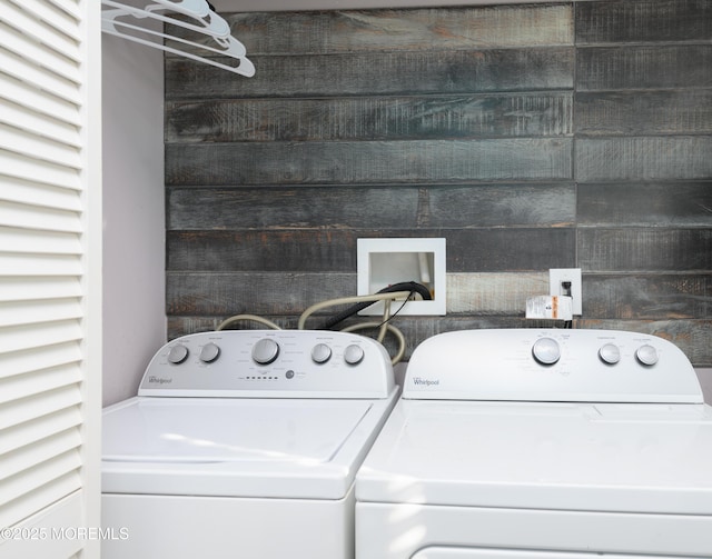 201 Riviera Dr, Toms River, NJ 08753 - washroom featuring separate washer and dryer
