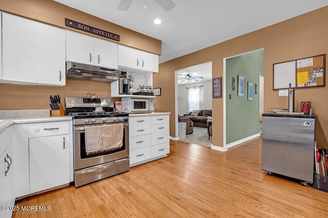 7 Crest Rd, Jackson, NJ 08527 - kitchen featuring gas range, under cabinet range hood, ceiling fan, light wood-style floors, and recessed lighting