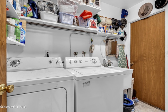 7 Beaverbrook Dr, Toms River, NJ 08757 - laundry room with washer and clothes dryer