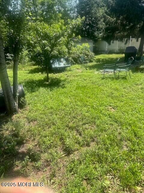 610 Agnes Ave, Brielle, NJ 08730 - view of yard