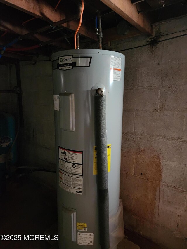 517 Newtons Corner Rd, Howell, NJ 07731 - utilities with water heater