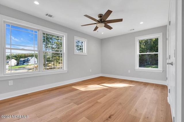 451 Woodbury Dr, Jackson, NJ 08527 - unfurnished room with light wood-style flooring, a ceiling fan, and recessed lighting