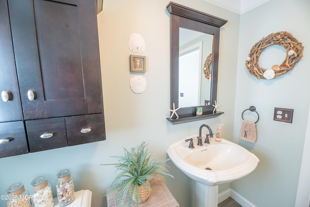 1920 Kenilworth Ct, Toms River, NJ 08753 - half bathroom with a sink