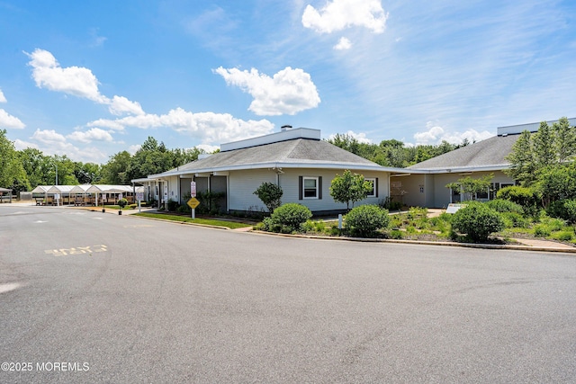 410 Jamaica Blvd, Toms River, NJ 08757 - view of front of house featuring uncovered parking