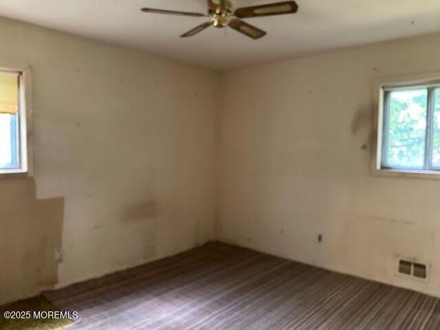 1599 Woodcrest Dr, Toms River, NJ 08753 - unfurnished room featuring a ceiling fan