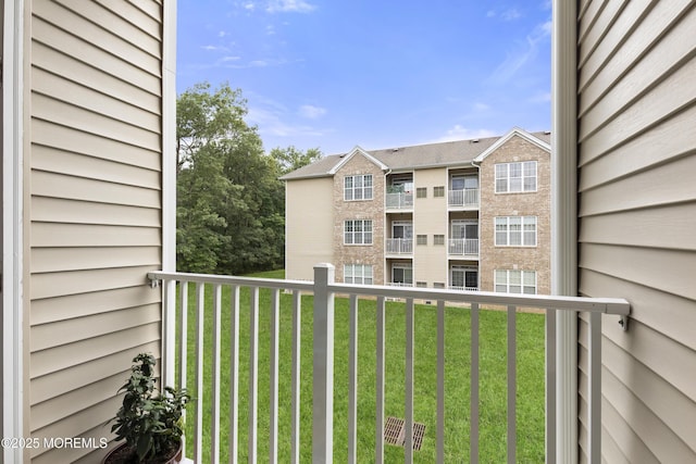 428 Sophee Ln, Lakewood, NJ 08701 - view of balcony