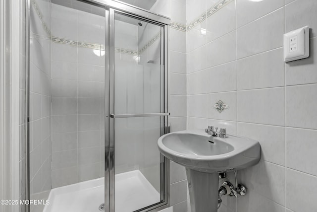 20 Wardell Ave, Rumson, NJ 07760 - bathroom featuring tile walls and a shower stall